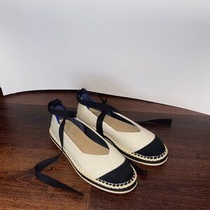 Women’s Rothy’s shoes